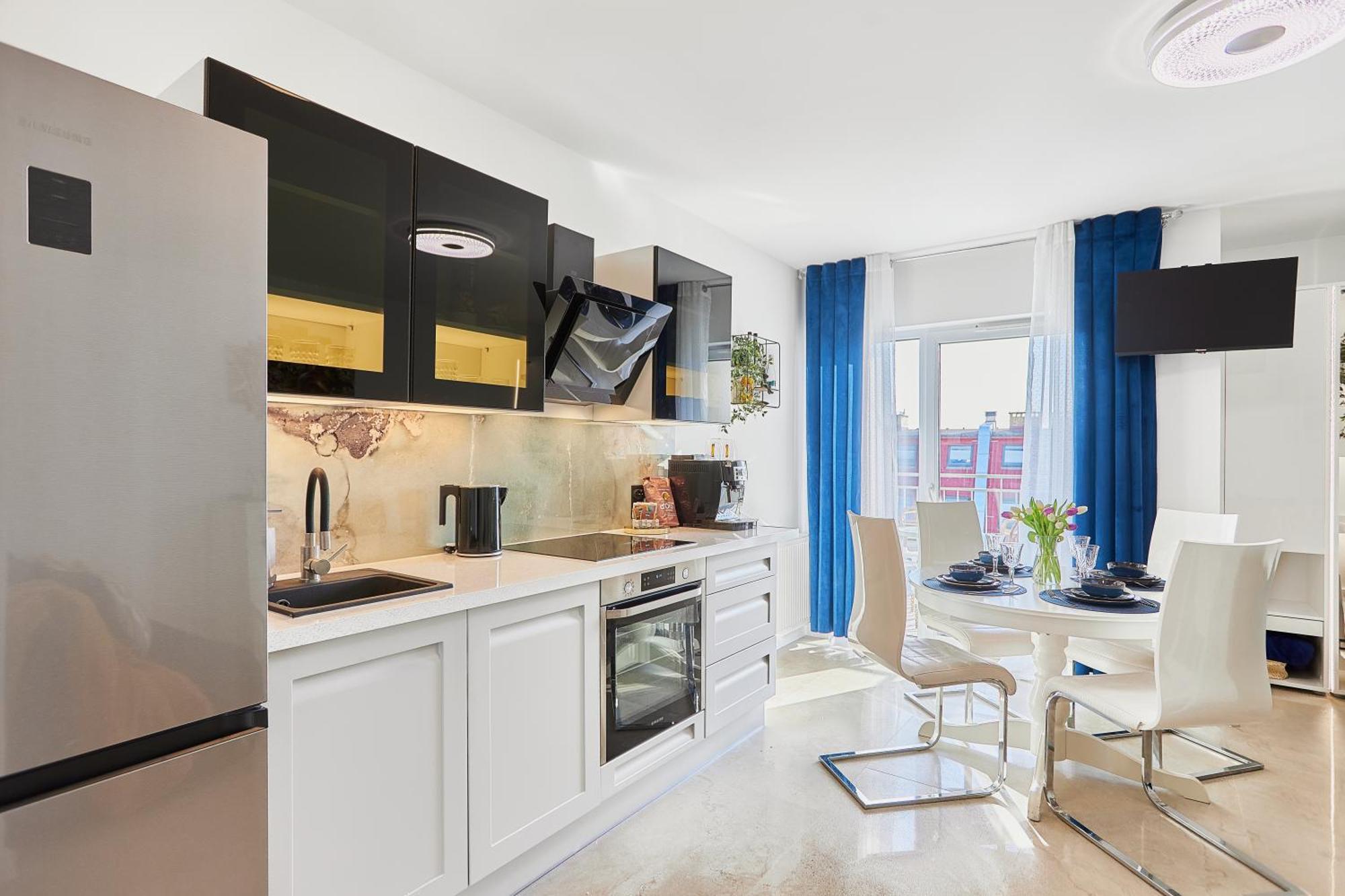 Golden Hour Apartments- Plac Slowianski 43 Świnoujście Exteriör bild